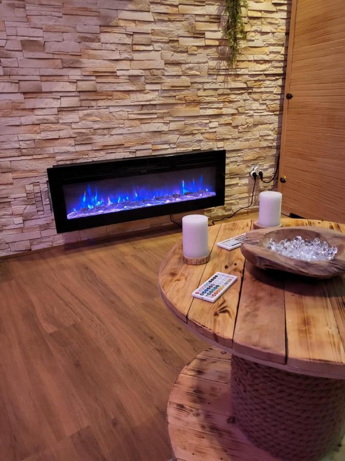 Le Spa De La Cathedrale - Jacuzzi - Sauna - Champagne - Netflix - Wifi Troyes Zewnętrze zdjęcie
