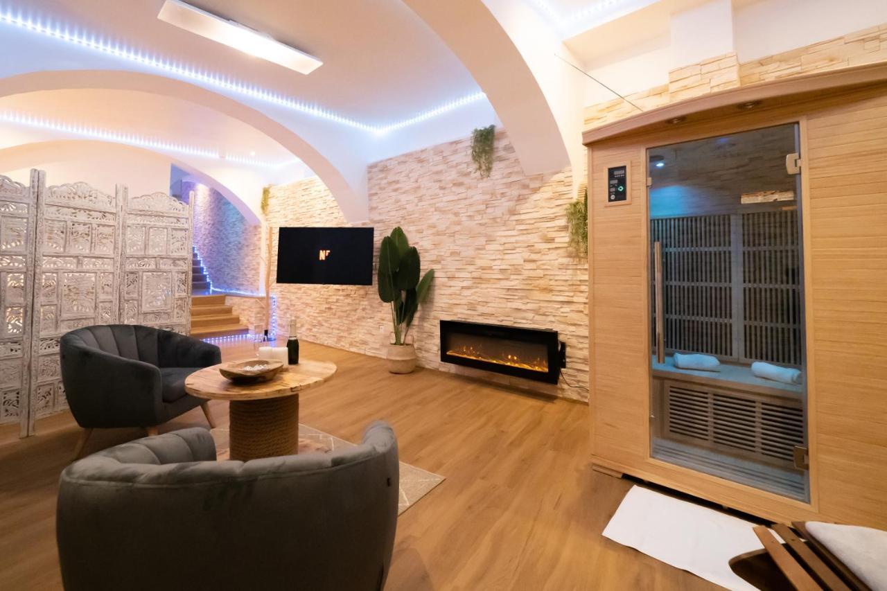 Le Spa De La Cathedrale - Jacuzzi - Sauna - Champagne - Netflix - Wifi Troyes Zewnętrze zdjęcie